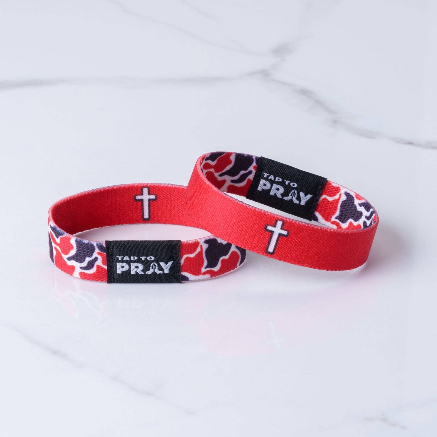 Tap To Pray® Wristband – Team Camo - Red & Black