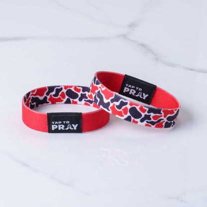 Tap To Pray® Wristband – Team Camo - Red & Black