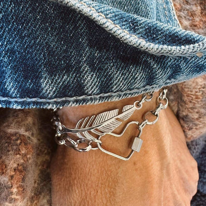 Heart Bracelet-Carabiner Center Charm: 7 Inches