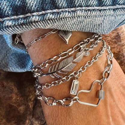 Heart Bracelet-Carabiner Center Charm: 7 Inches